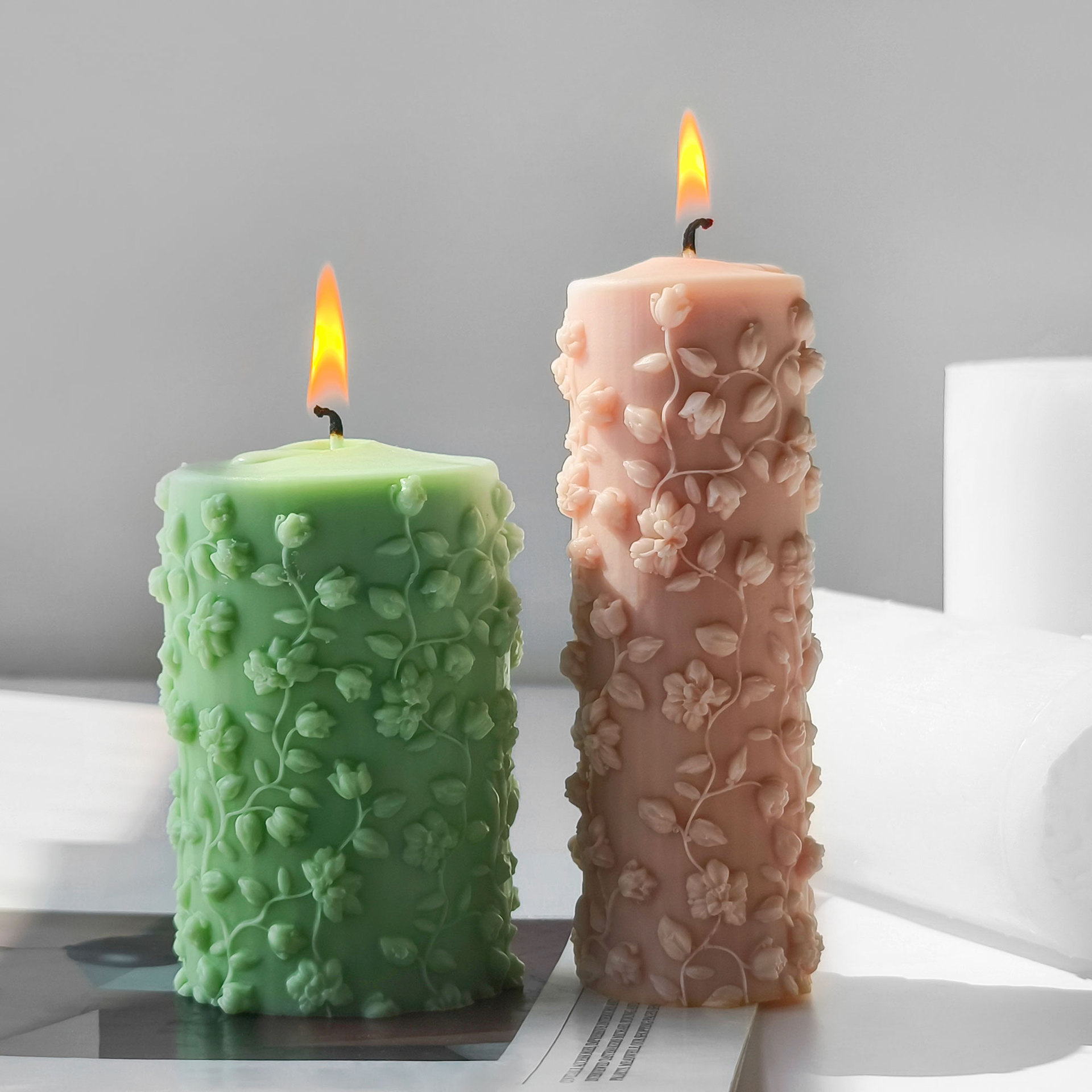 3D Cylinder Embossed Vines Mol - Candle Making Vinings avis et prix